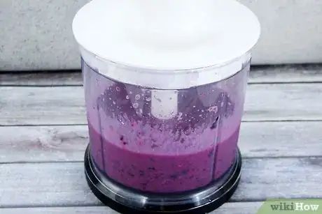 Image titled Make a Galaxy Smoothie Step 10