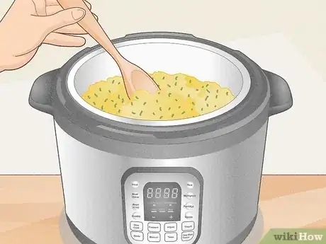 Image titled Keep Eggs Warm on a Buffet Step 1