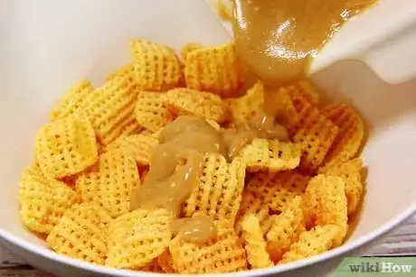 Image titled Make Easter Bunny Chow Mix Step 5