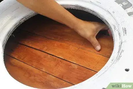 Image titled Make Upcycled Planters Step 14