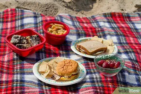 Image titled Pack a Lunch for the Beach Step 3