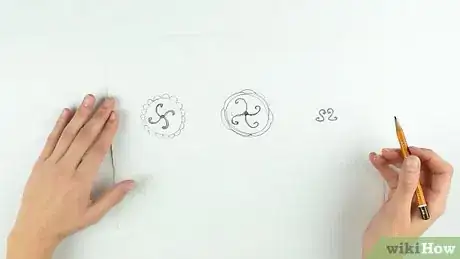 Image titled Decorate Plates Step 7