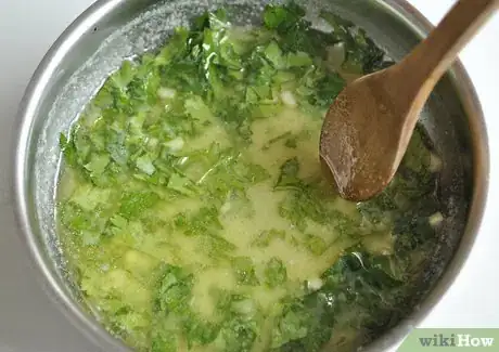 Image titled Make Pull Apart Garlic Bread Step 3