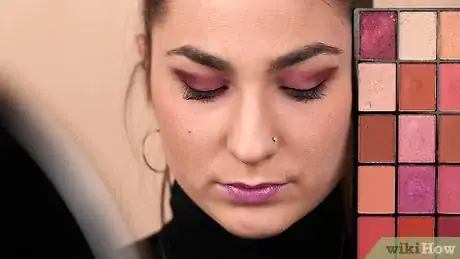 Image titled Use a Makeup Kit Step 3