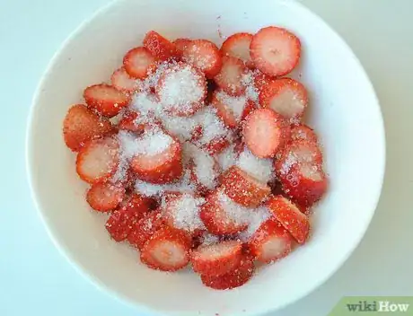 Image titled Make No‐Bake Strawberry Pie Step 4