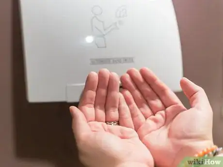 Image titled Use a Hand Dryer Step 7