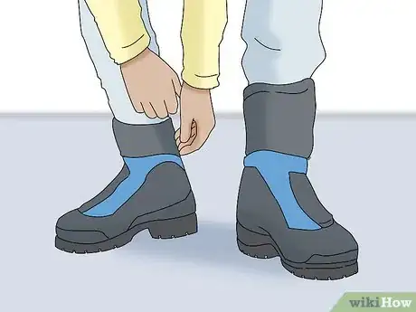 Image titled Choose Mountaineering Boots Step 4