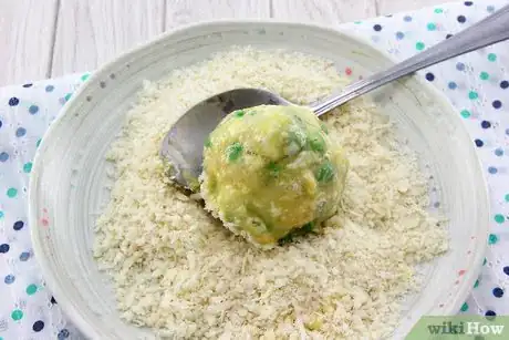 Image titled Make Potato and Pea Balls Step 4