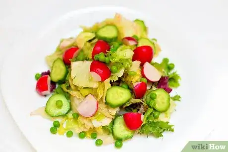 Image titled Dress Up a Salad with Edible Flowers Step 8