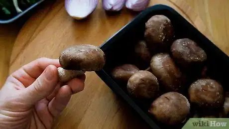 Image titled Prepare Shiitake Mushrooms Step 1