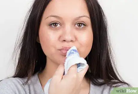 Image titled Make Lips Plumper (Cinnamon Method) Step 7