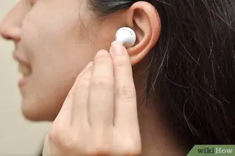 Image titled Take Really Nice Photos of Yourself Step 6