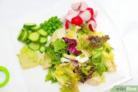 Image titled Dress Up a Salad with Edible Flowers Step 6