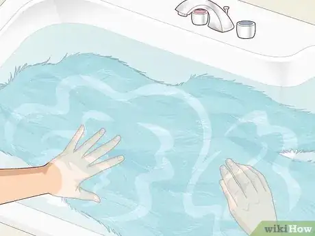 Image titled Wash a Jacket with Fur Step 3