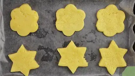Image titled Keep Sugar Cookies from Spreading Step 6