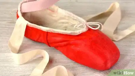Image titled Paint Pointe Shoes Step 13