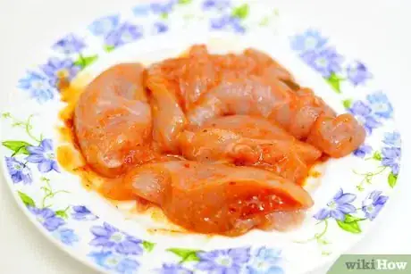 Image titled Make Chicken Pizza Step 3