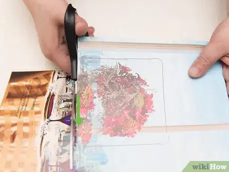 Image titled Make Photo Frames from Ice Cream Sticks Step 5