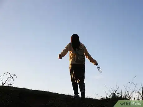 Image titled Cope With Moving As a Teen or Young Adult Step 4