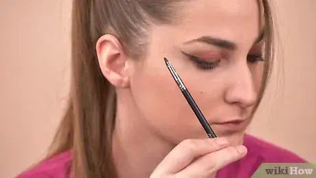Image titled Do Winged Eyeliner with Eyeshadow Step 5