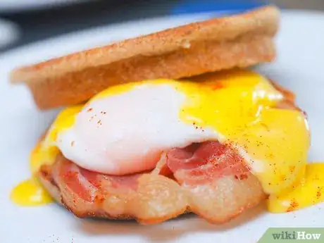 Image titled Make Eggs Benedict Step 13
