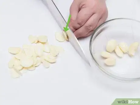 Image titled Make Garlic Powder Step 3