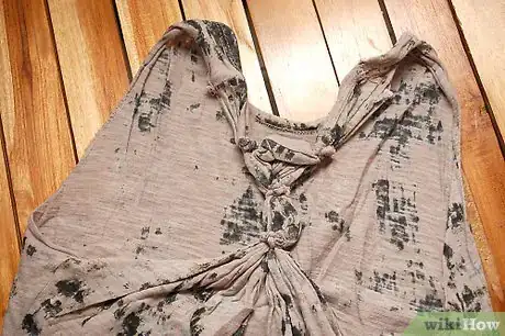 Image titled Make a Whole New Wardrobe by Recycling Your Clothes Step 3