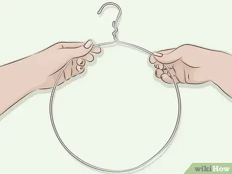 Image titled Make a Candy Wreath Step 1