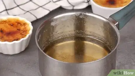 Image titled Decorate Creme Brulee Step 17