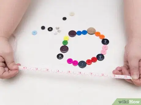 Image titled Make a Button Necklace Step 3