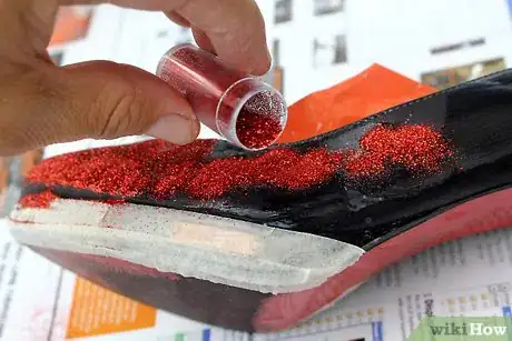 Image titled Make Glitter Pumps Step 8