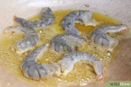Image titled Make Garlic Shrimp Step 2