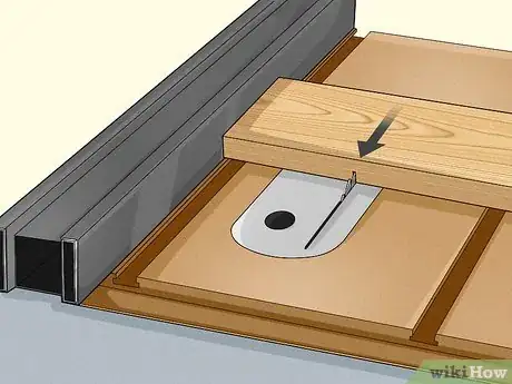 Image titled Prevent Tearout on a Table Saw Step 8