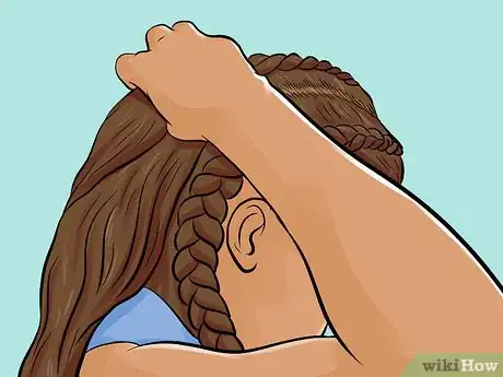 Image titled Do Ghana Cornrows Step 17