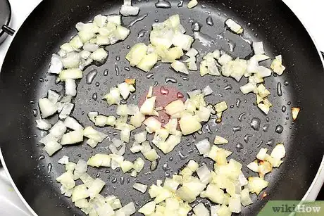 Image titled Make Oregano and Thyme Pasta Sauce Step 1