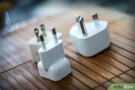 Image titled Travel Safely As a Photographer Step 3Bullet1