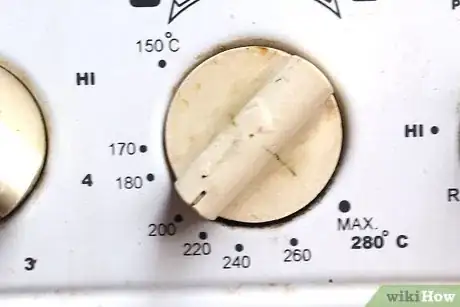 Image titled Make Scallop Kebabs Step 1