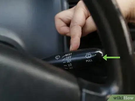 Image titled Remove Windshield Streaking Step 6