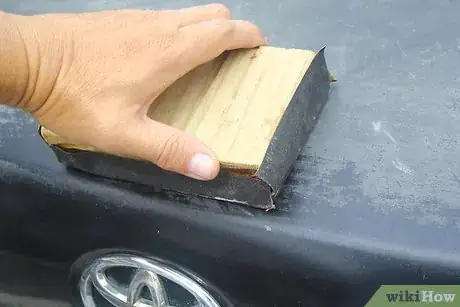 Image titled Use Matte Paint Step 12