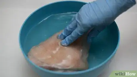 Image titled Cook Smoked Gammon Step 1