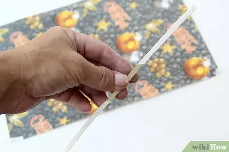Image titled Make Christmas Crackers Step 3