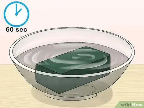 Image titled Arrange Roses in a Box Step 7