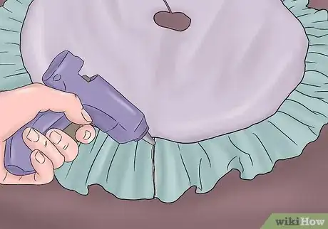 Image titled Make a No‐Sew Ruffled Tree Skirt Step 16