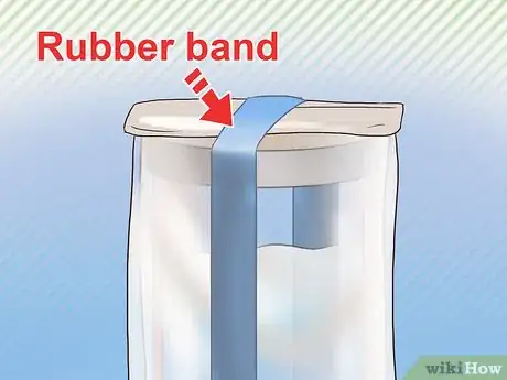 Image titled Pack Liquids for Shipping Step 10