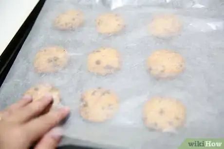 Image titled Keep Cookies Fresh Step 3