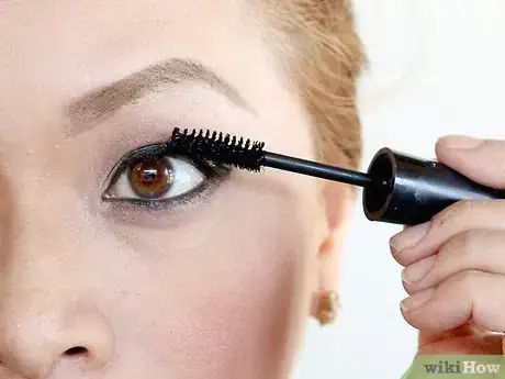 Image titled Prepare Oily Skin for Makeup Step 7