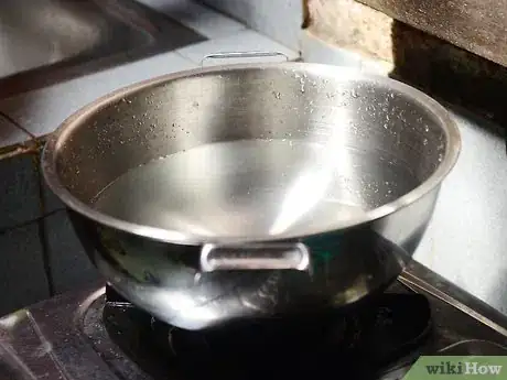 Image titled Clean a Fondue Pot Step 2