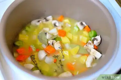 Image titled Make Slow Cooker Vegetable Pot Pie Step 3