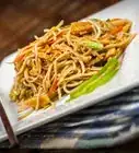 Make Chinese Noodles and Vegetables