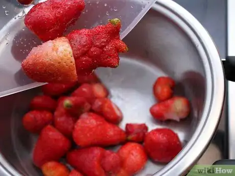 Image titled Make Strawberry Jam Step 1